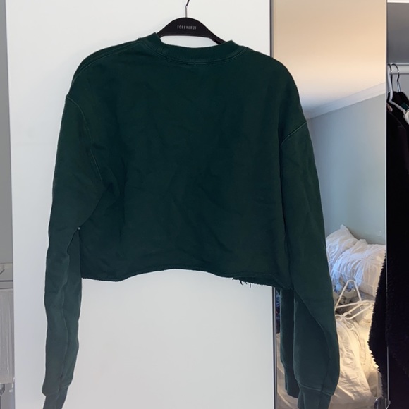 💋2 for $15💋cropped NEW YORK crewneck - Picture 3 of 3